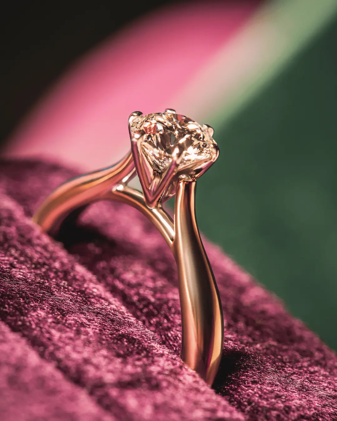 Anillo de compromiso con diamante diseñado por LOLŌ — Pieza 12